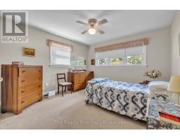 1 EARLSCOURT CRESCENT - 17