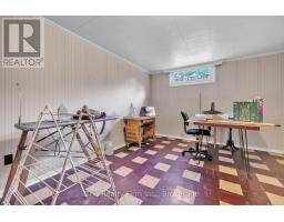 1 EARLSCOURT CRESCENT - 25