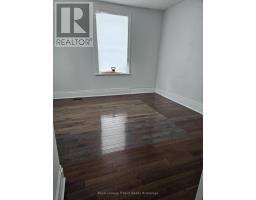 764 DUNDAS STREET - 10