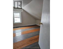 764 DUNDAS STREET - 16