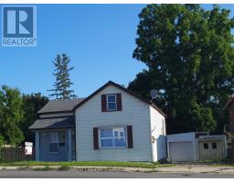 764 DUNDAS STREET - 3