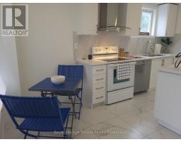 764 DUNDAS STREET - 5