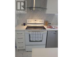 764 DUNDAS STREET - 7