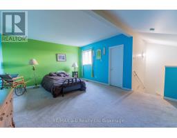 8 - 19 WREN COURT - 20