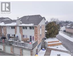 8 - 19 WREN COURT - 3