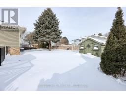 295 ST ANDREWS ROAD - 36