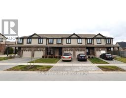 10 - 1016 OAKCROSSING GATE - 1