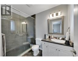 10 - 1016 OAKCROSSING GATE - 24