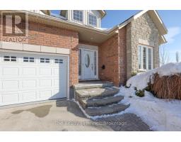 779 GARDEN COURT CRESCENT - 2