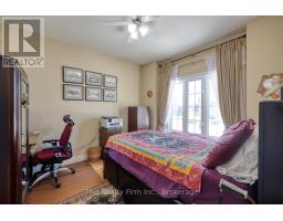 779 GARDEN COURT CRESCENT - 4