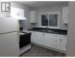 302 CHAPEL STREET - 25