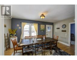 328 CLARKE STREET N - 24