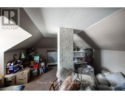 328 CLARKE STREET N - 36