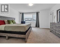 33 MARTIN STREET - 32