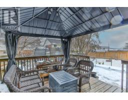 1091 CANFIELD CRESCENT - 34