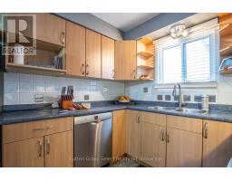 1091 CANFIELD CRESCENT - 6