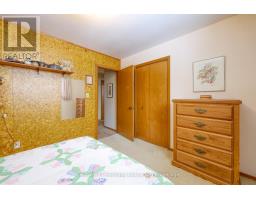 806019 OXFORD RD 29 ROAD S - 17