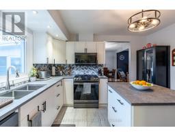 93 JAMES AVENUE - 18