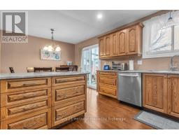 1 FERGUSSON AVENUE - 16