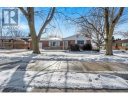 1 FERGUSSON AVENUE - 2