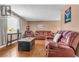 1 FERGUSSON AVENUE - 9