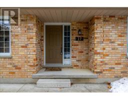 27 WOODSIDE DRIVE - 3