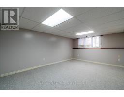 27 WOODSIDE DRIVE - 35