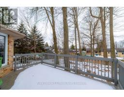 27 WOODSIDE DRIVE - 8