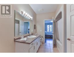 38 - 540 SPITFIRE STREET - 20