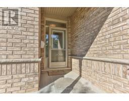 38 - 540 SPITFIRE STREET - 3