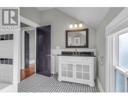 64 SOUTH STREET W - 21