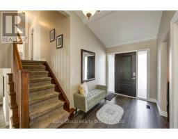 11 ROBIN STREET S - 12