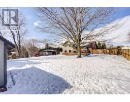 11 ROBIN STREET S - 31