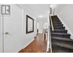 2 - 397 SPRINGBANK AVENUE N - 13