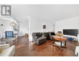 2 - 397 SPRINGBANK AVENUE N - 19