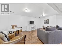 2 - 397 SPRINGBANK AVENUE N - 33