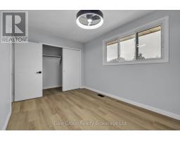 11 - 78 BEE STREET - 16