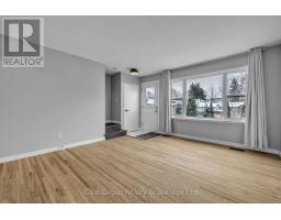 11 - 78 BEE STREET - 4