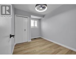 11 - 78 BEE STREET - 9