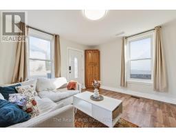 472 MAIN STREET - 12