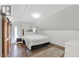 472 MAIN STREET - 18