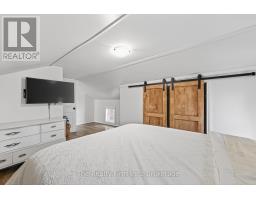 472 MAIN STREET - 19