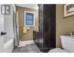 15 HOLLAND AVENUE - 20