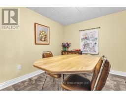 15 HOLLAND AVENUE - 28