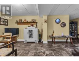 15 HOLLAND AVENUE - 29