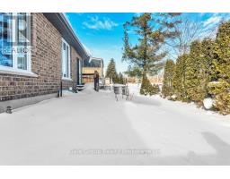 15 HOLLAND AVENUE - 31