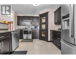 15 HOLLAND AVENUE - 8