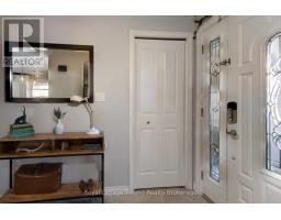 26 KNOWLES DRIVE - 4