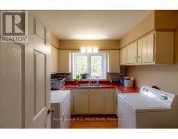 9 WOODCOCK DRIVE - 29