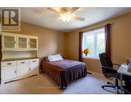 9 WOODCOCK DRIVE - 35